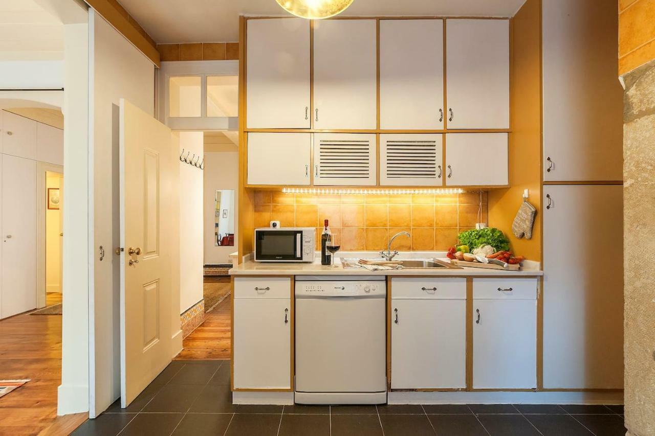 2 Bedroom Apartment With Patio Next To Avenida Da Liberdade Lisboa 外观 照片