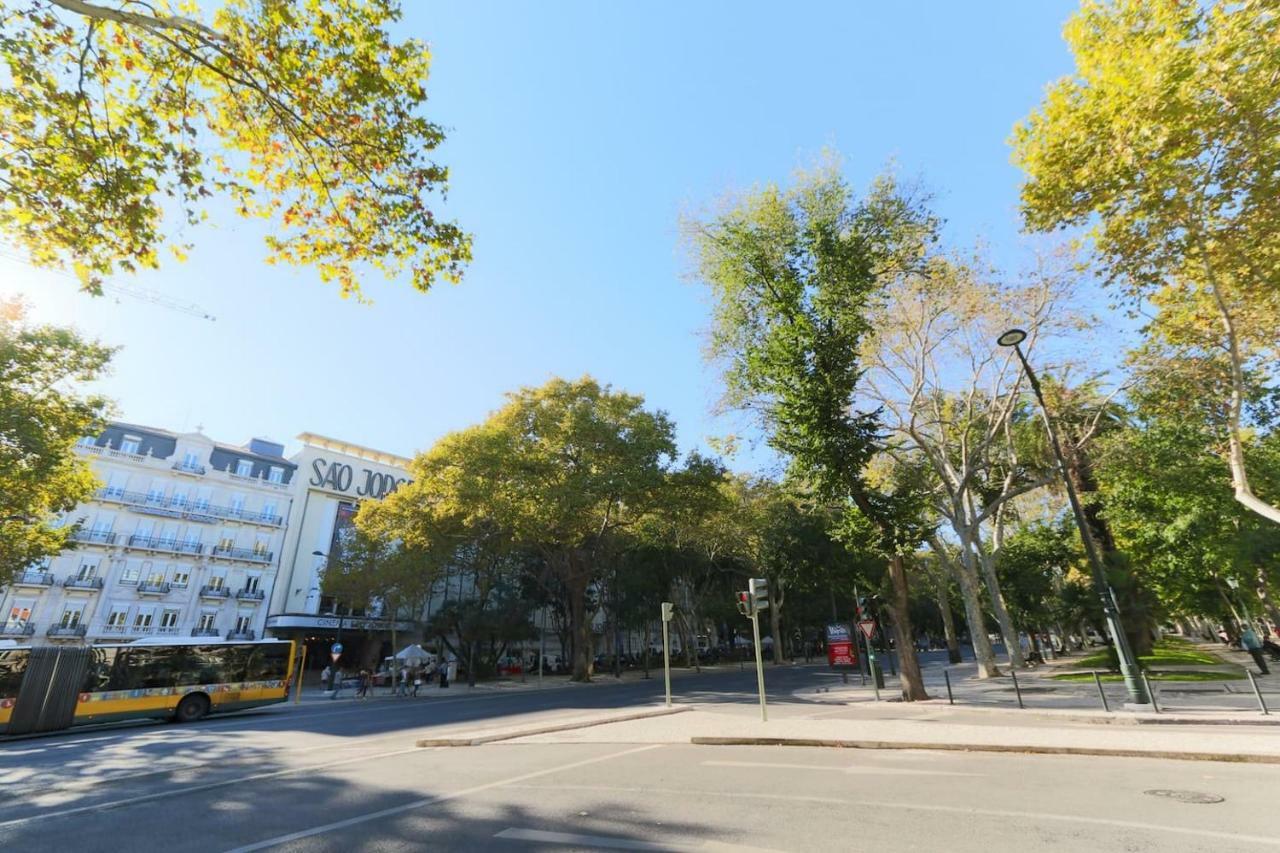 2 Bedroom Apartment With Patio Next To Avenida Da Liberdade Lisboa 外观 照片